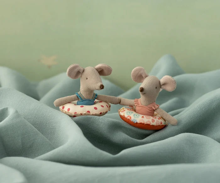 Maileg - Little Sister Mouse - Beach Mouse W/Float - Red Dot - Lifestyle Cut