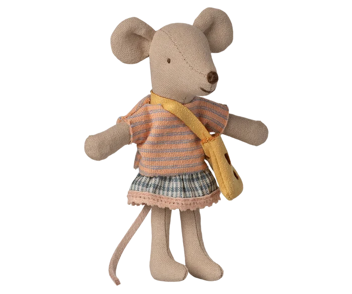 Maileg - Little Sister Mouse W/Bag
