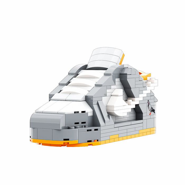 #sneaker bricks# - #hypebrickz# - #sneakergifts# - Custom Nike SB Dunk Pigeon Sneaker LEGO Style