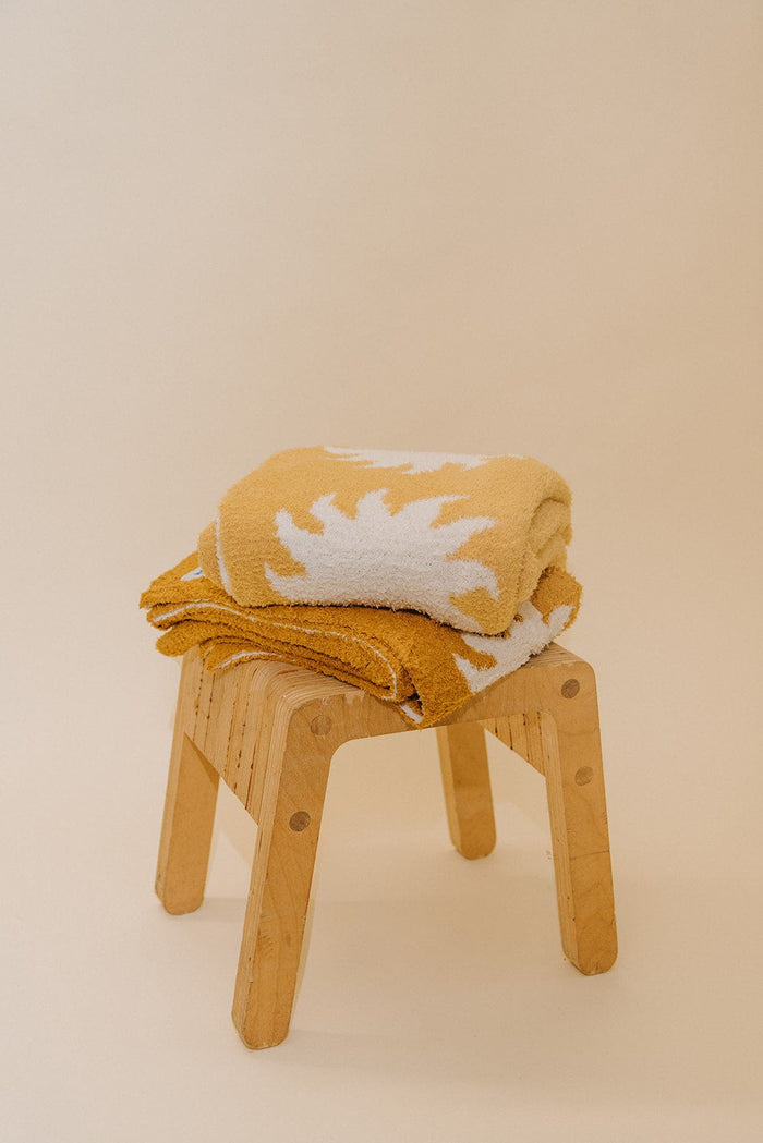Sundream Sun Plush Throw - Marigold