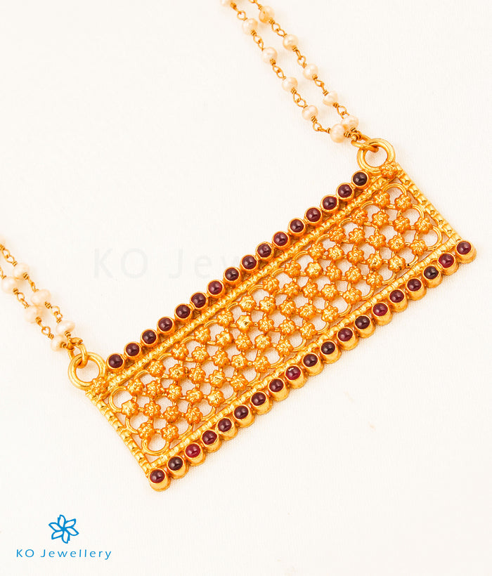 The Kriti Silver Pearl Necklace
